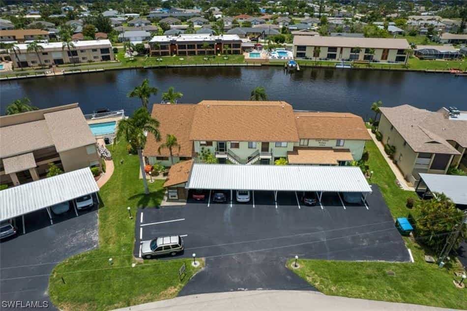 Eigentumswohnung im Cape Coral, Florida 11879958