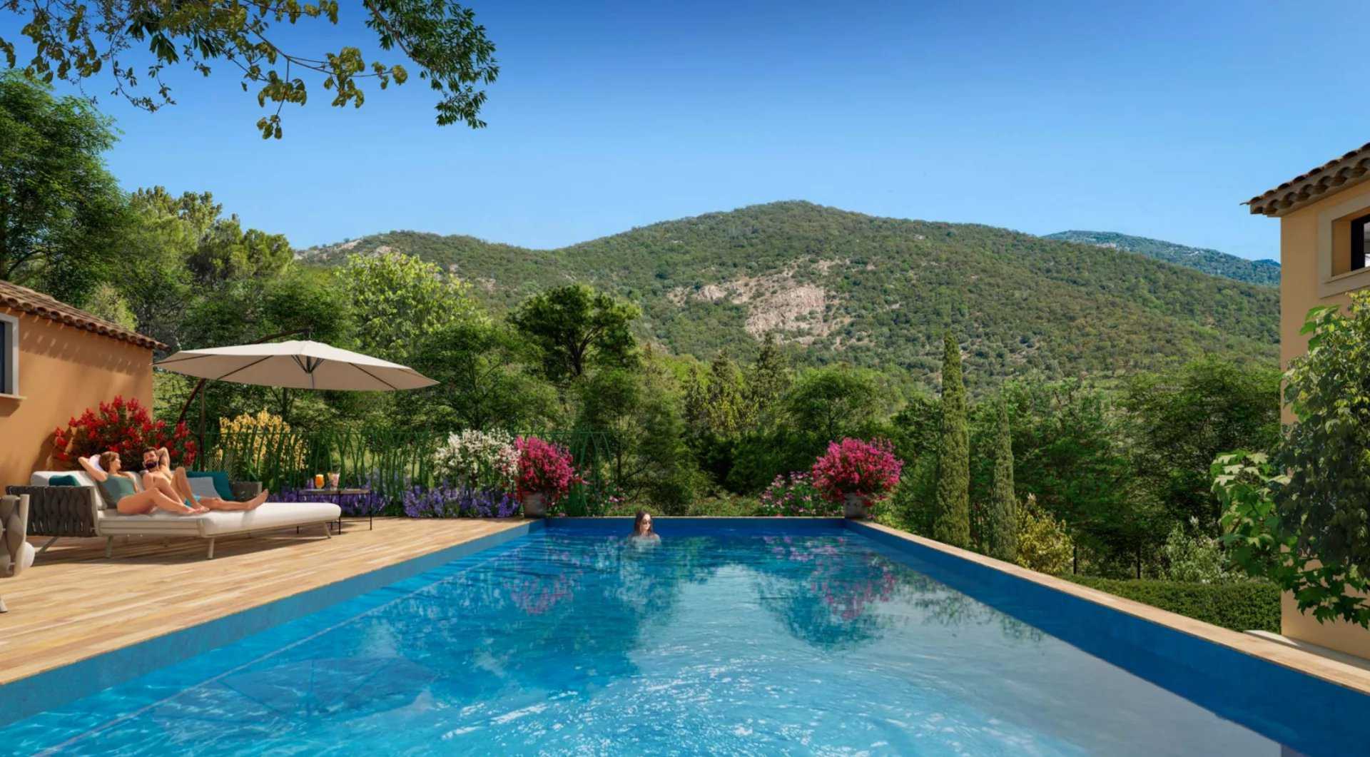 Condominium in Grimaud, Provence-Alpes-Cote d'Azur 11880009