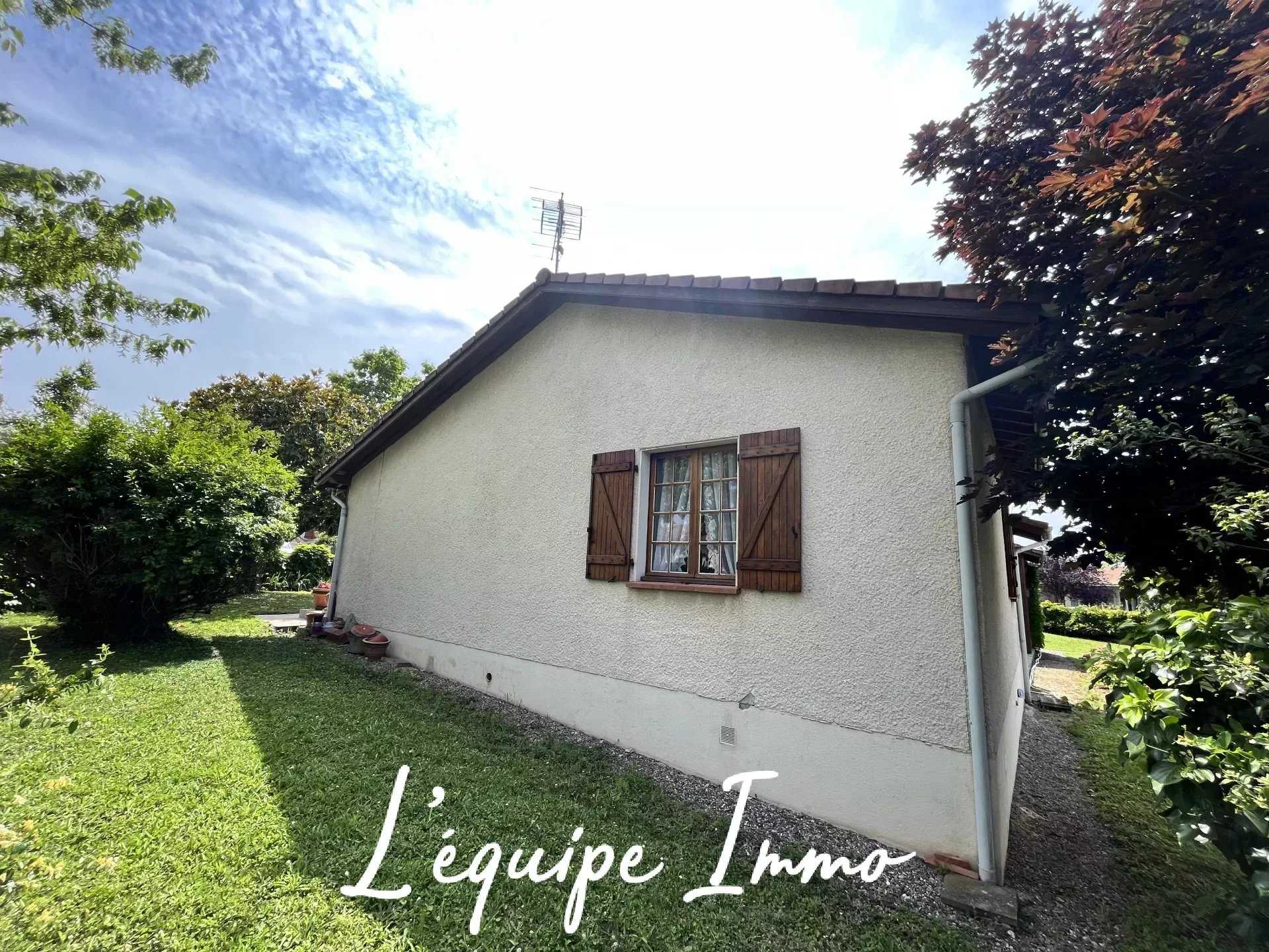 rumah dalam L'Isle-Jourdain, Occitanie 11880511