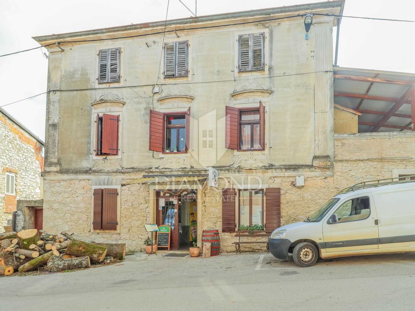 House in Brtonigla, Istria County 11880798