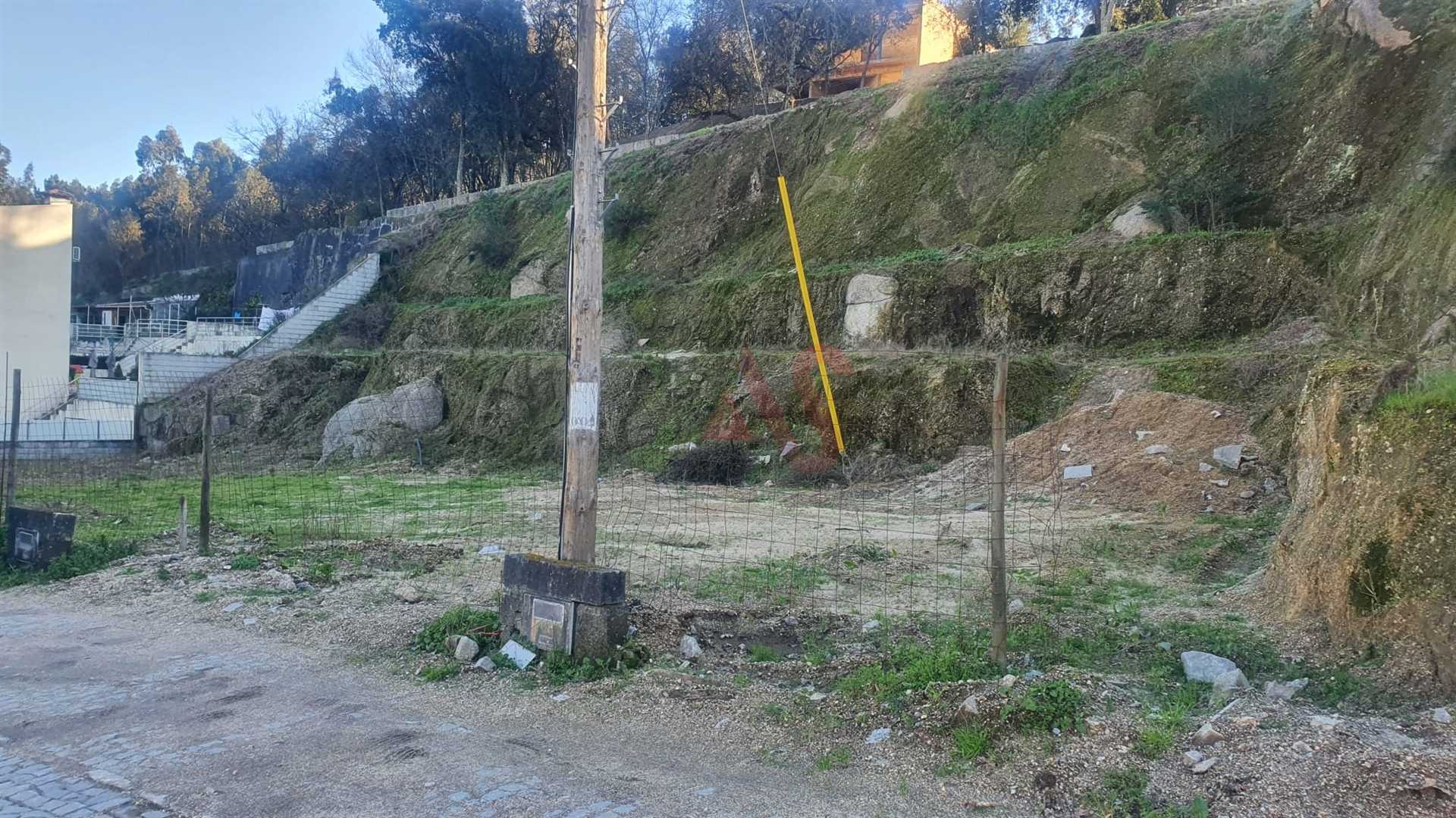 Tanah dalam Guimaraes, Braga 11880923