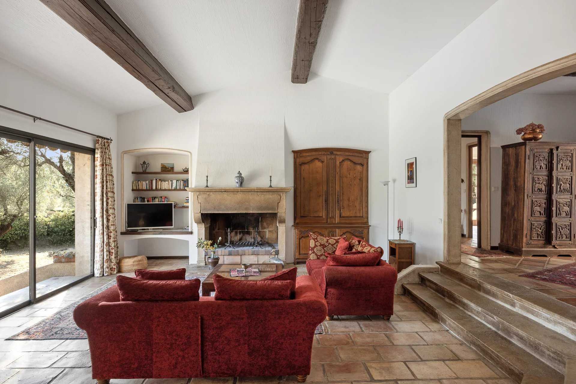 rumah dalam Tourrettes-sur-Loup, Provence-Alpes-Côte d'Azur 11880977