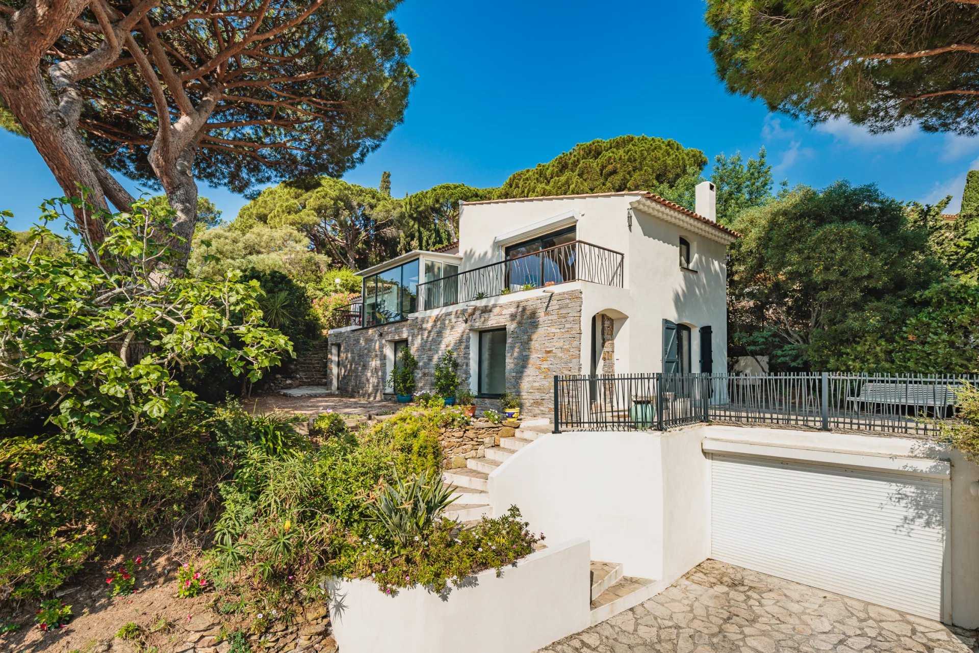 rumah dalam Sainte-Maxime, Provence-Alpes-Côte d'Azur 11880999