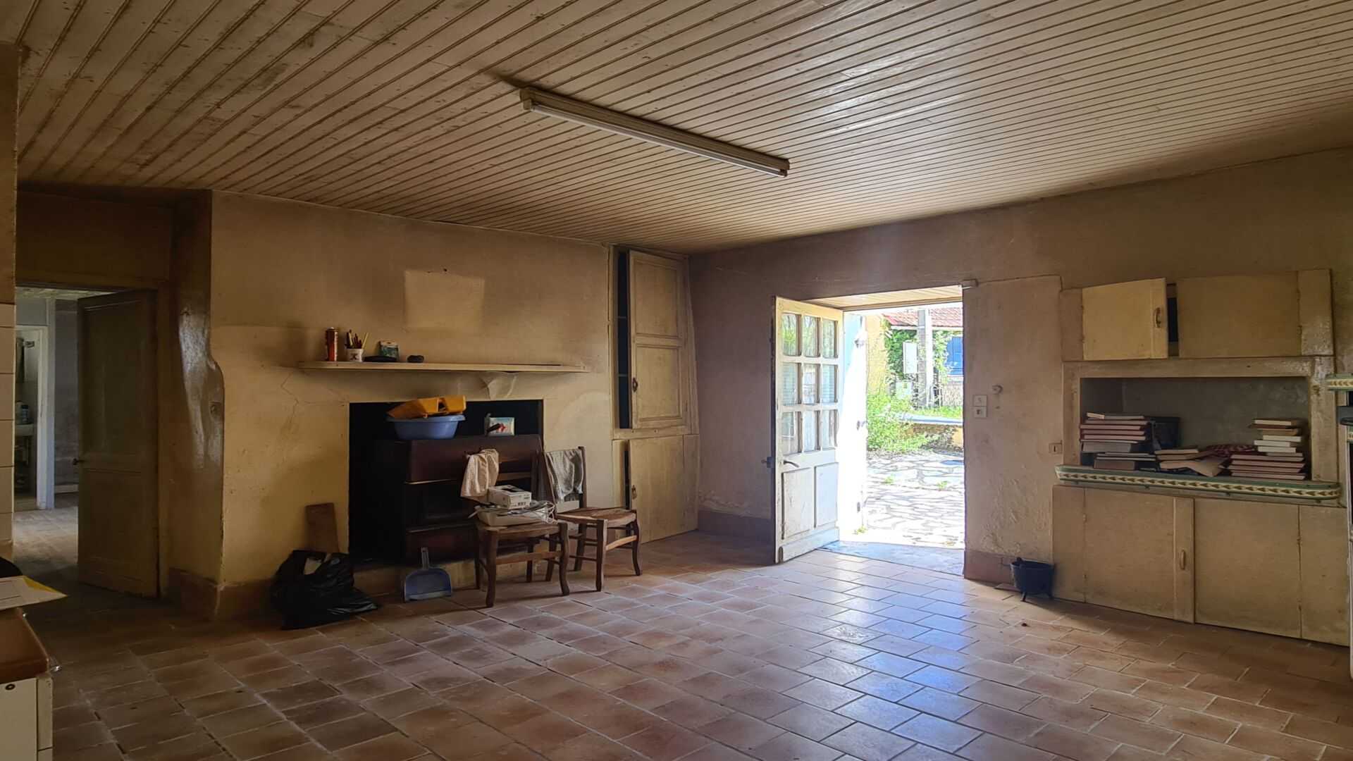 House in Le Bugue, Nouvelle-Aquitaine 11882380