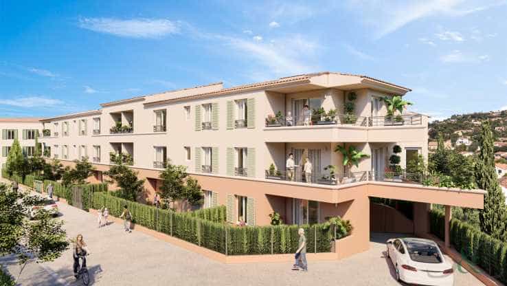 Condominium in Bormes-les-Mimosas, Provence-Alpes-Côte d'Azur 11882569