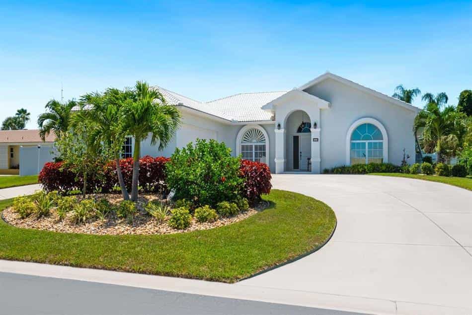 House in Nokomis, Florida 11882889