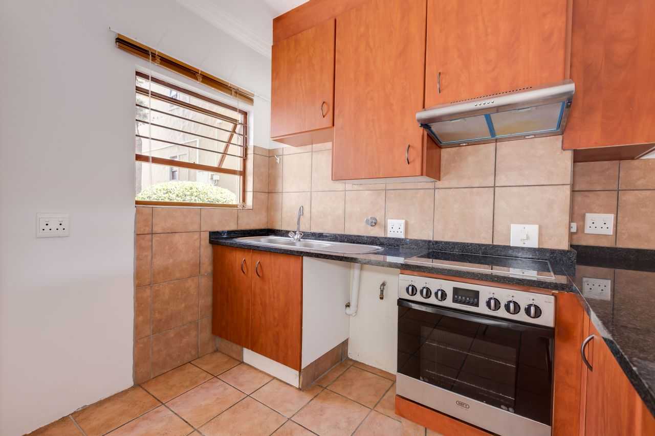 公寓 在 Sandton, Gauteng 11883447