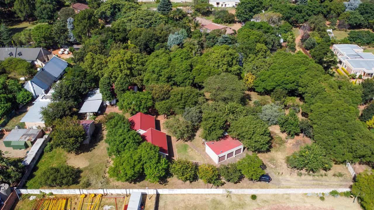 House in Midrand, Gauteng 11883495