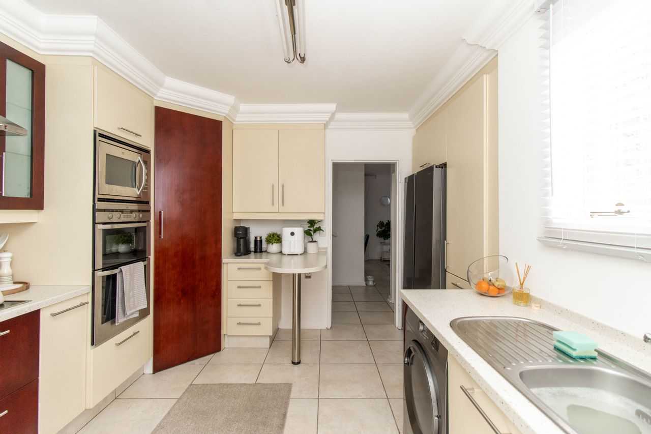 Condominium in Sandton, Gauteng 11883497
