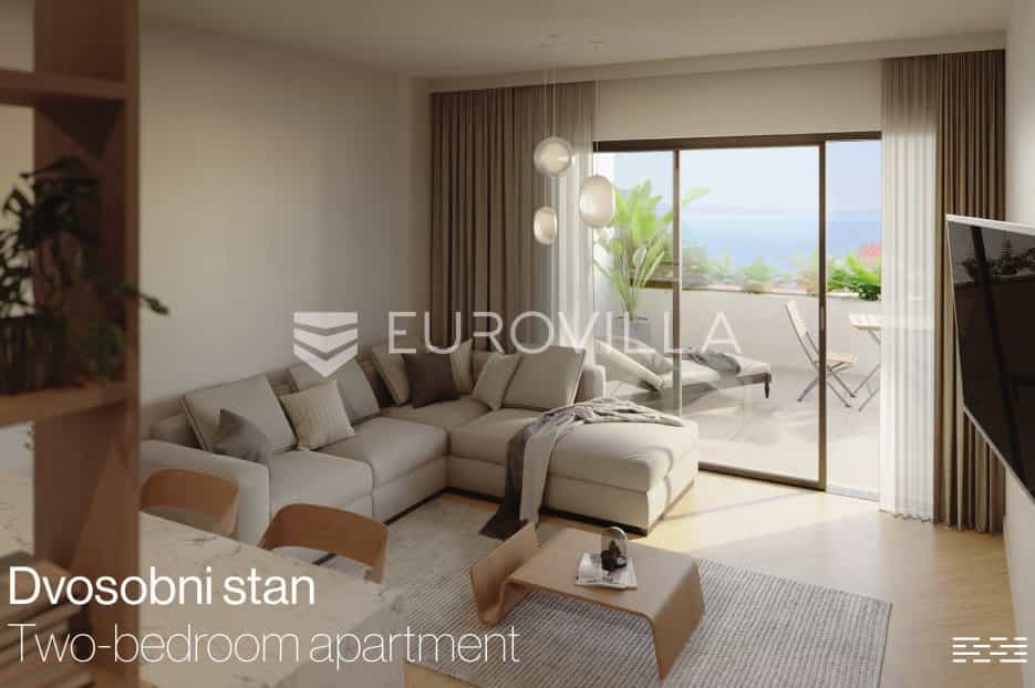 Condominium in Split, Splitsko-Dalmatinska Zupanija 11883680