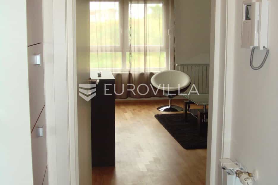 Condomínio no Jakusevec, Zagreb, Grad 11883802