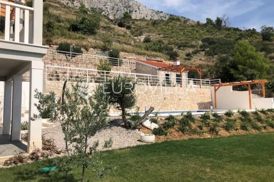 House in Omis, Splitsko-Dalmatinska Zupanija 11883849