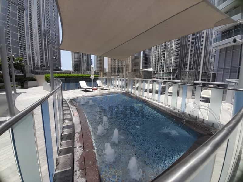 Condominium in Dubai, Dubai 11884067