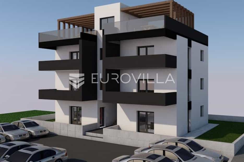 Condominium dans Trogir, Splitsko-Dalmatinska Zupanija 11884279