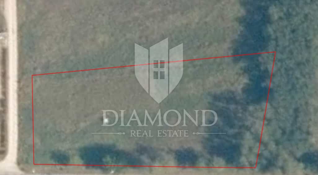 Land in Umag, Istria County 11884533