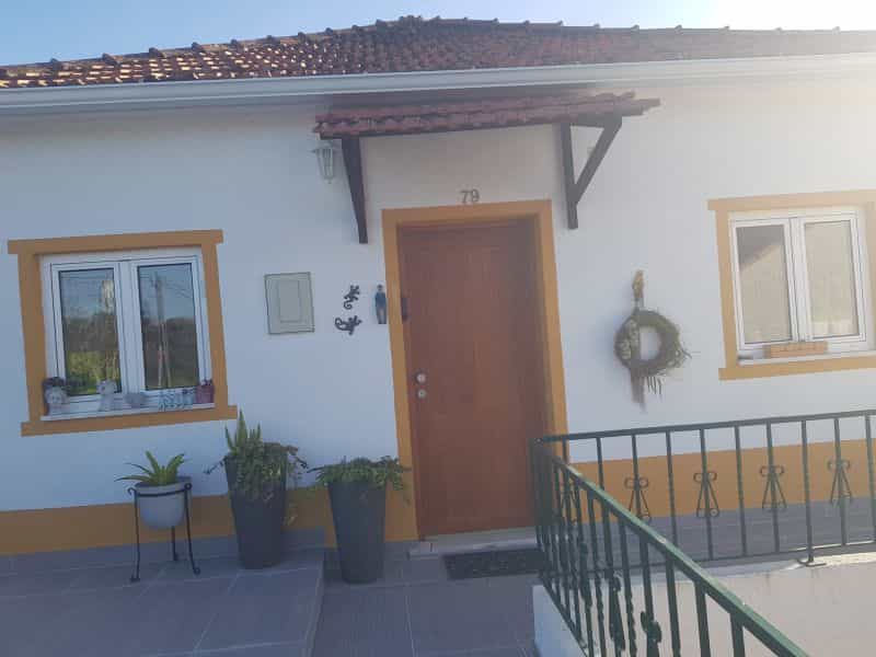 房子 在 Tomar, Santarém 11884636