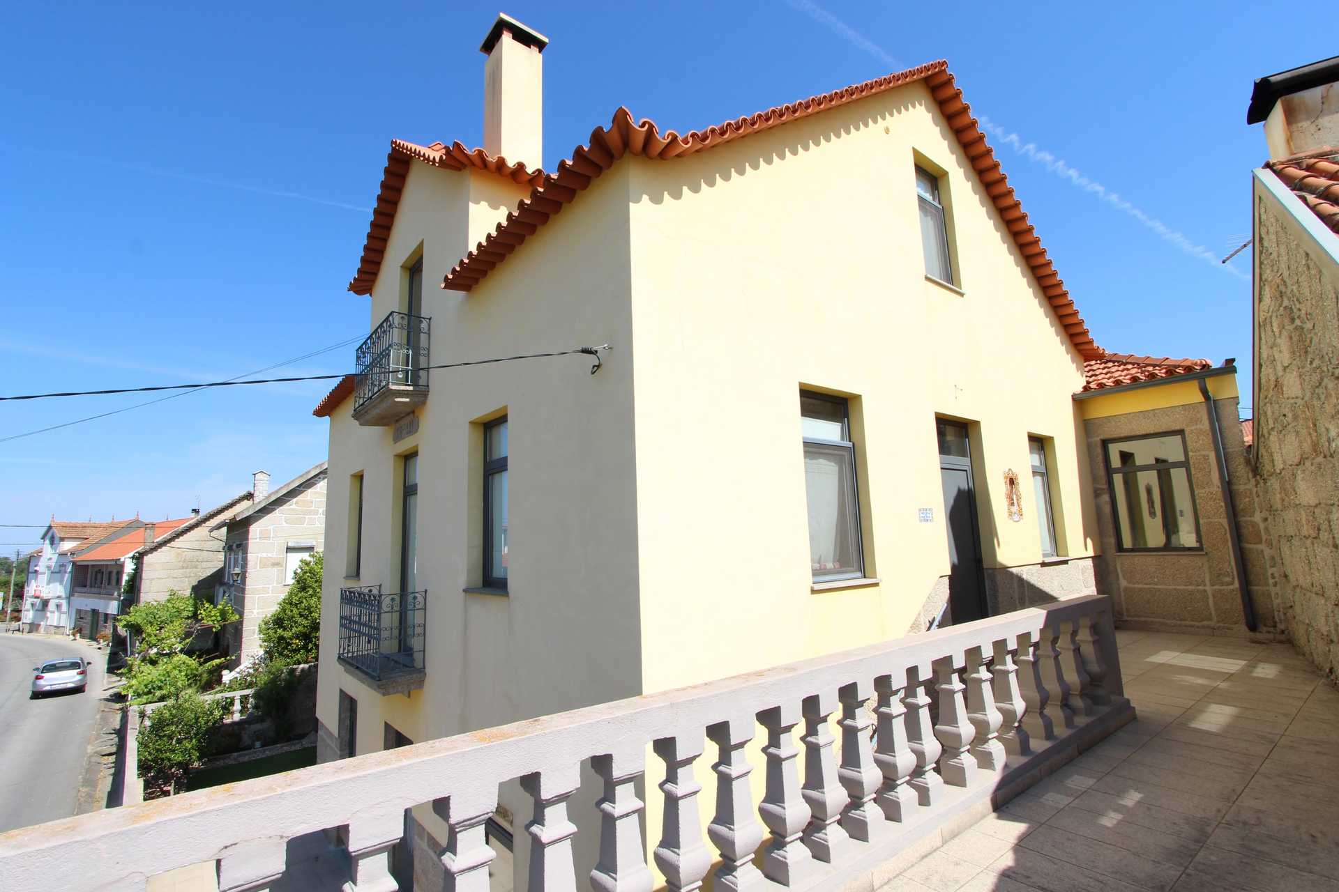 Hus i Travanca de Lagos, Coimbra 11884639