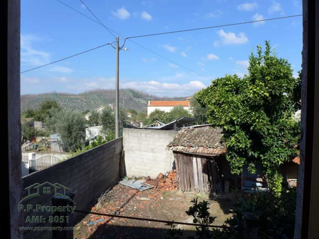 σπίτι σε Penacova, Coimbra District 11884645