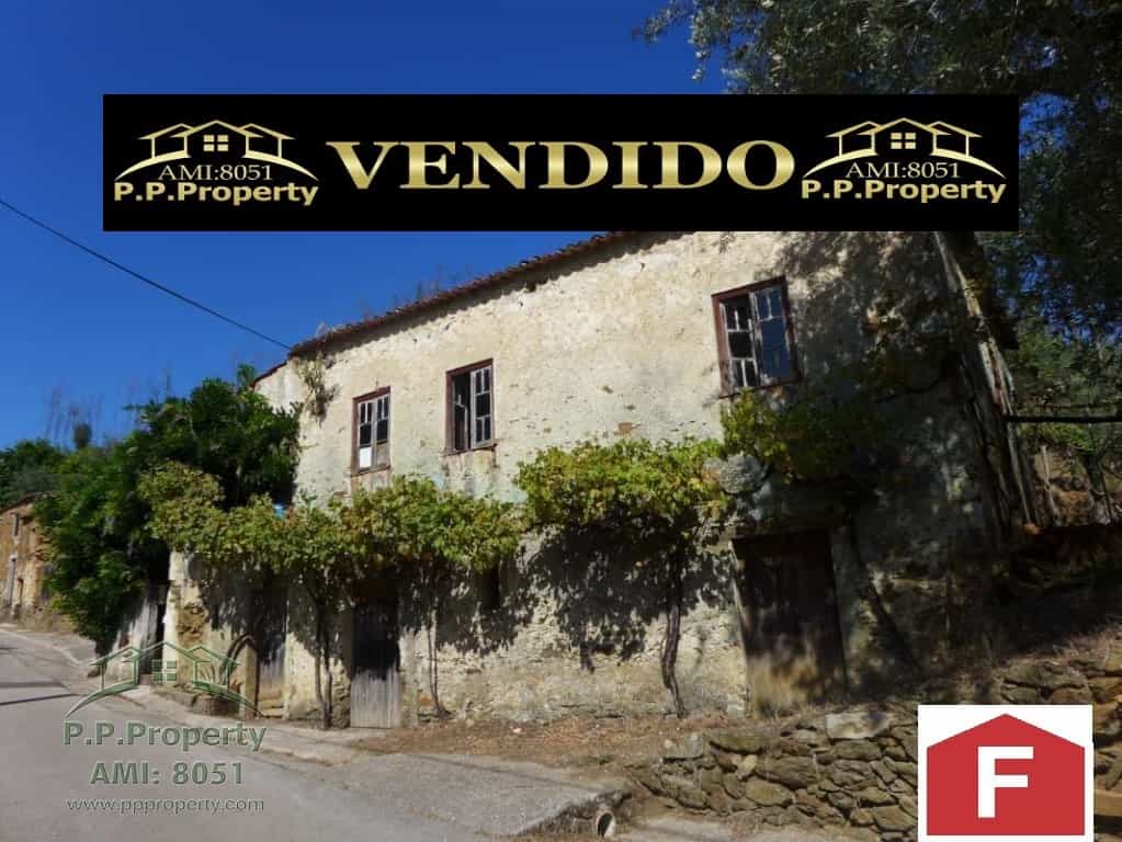 rumah dalam Figueiro dos Vinhos, Leiria 11884653