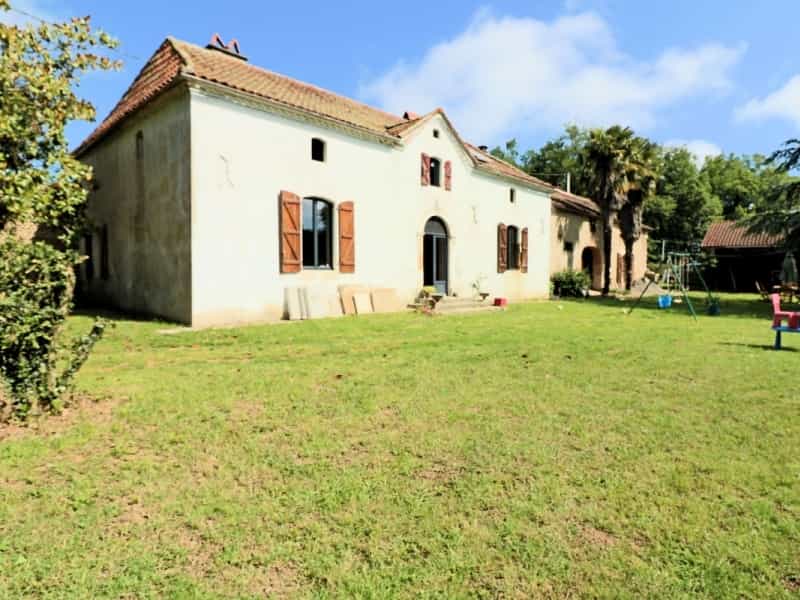 House in Maubourguet, Occitanie 11884660