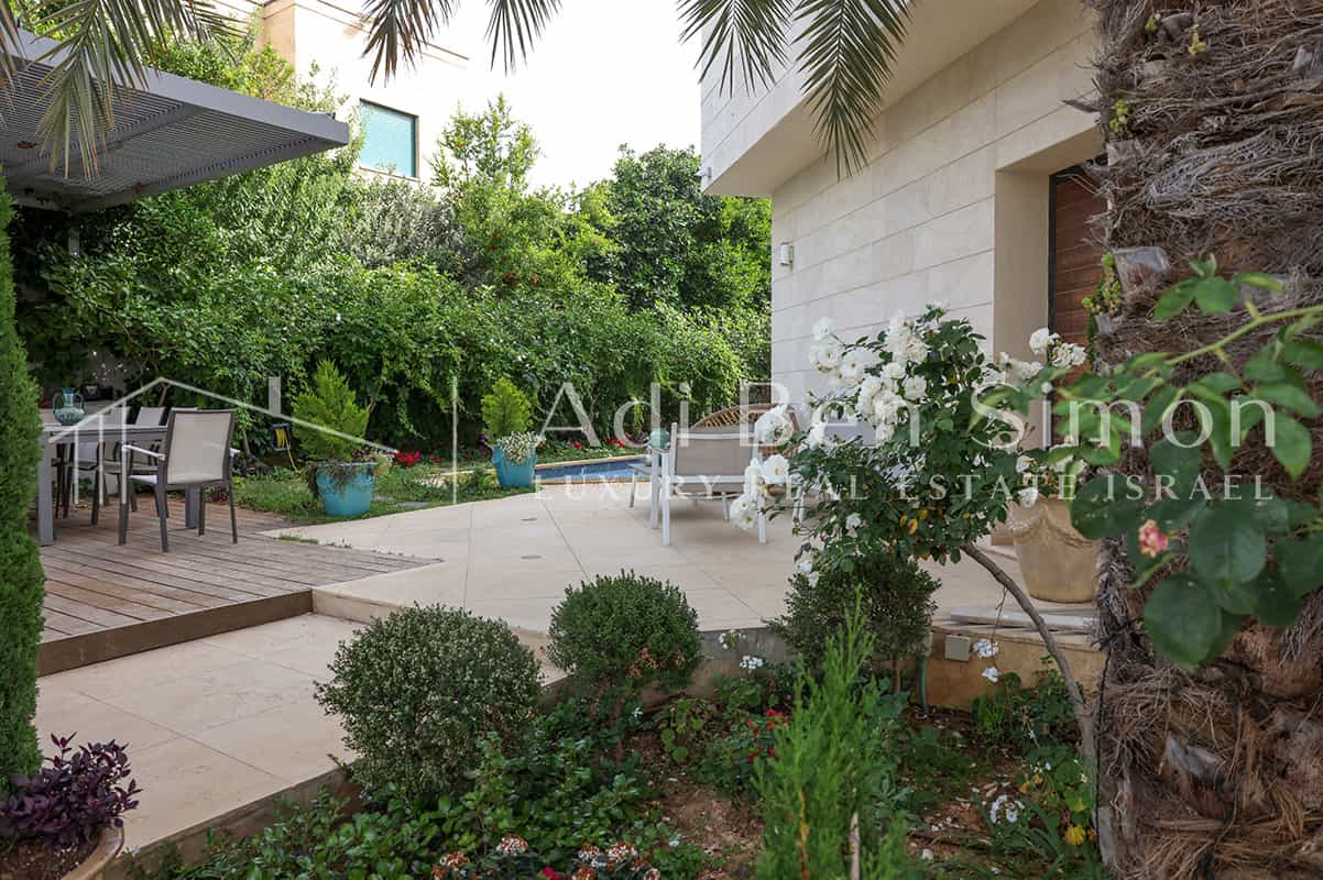 rumah dalam Qesarya, Haifa 11885672
