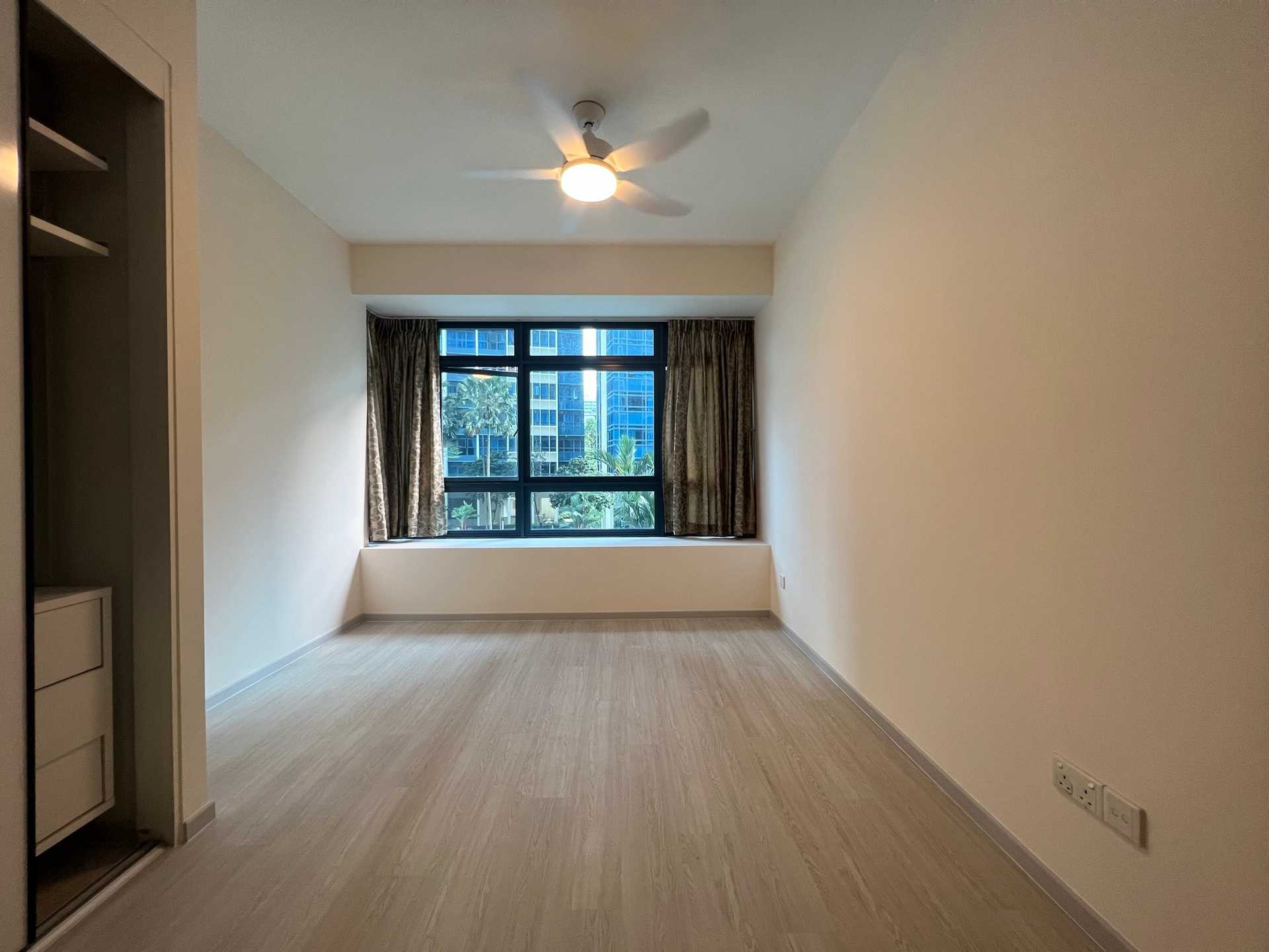 Condominium in Bright Hill Crescent, Central Singapore 11885947