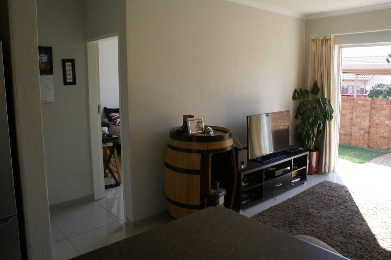 Huis in Midrand, Gauteng 11885961