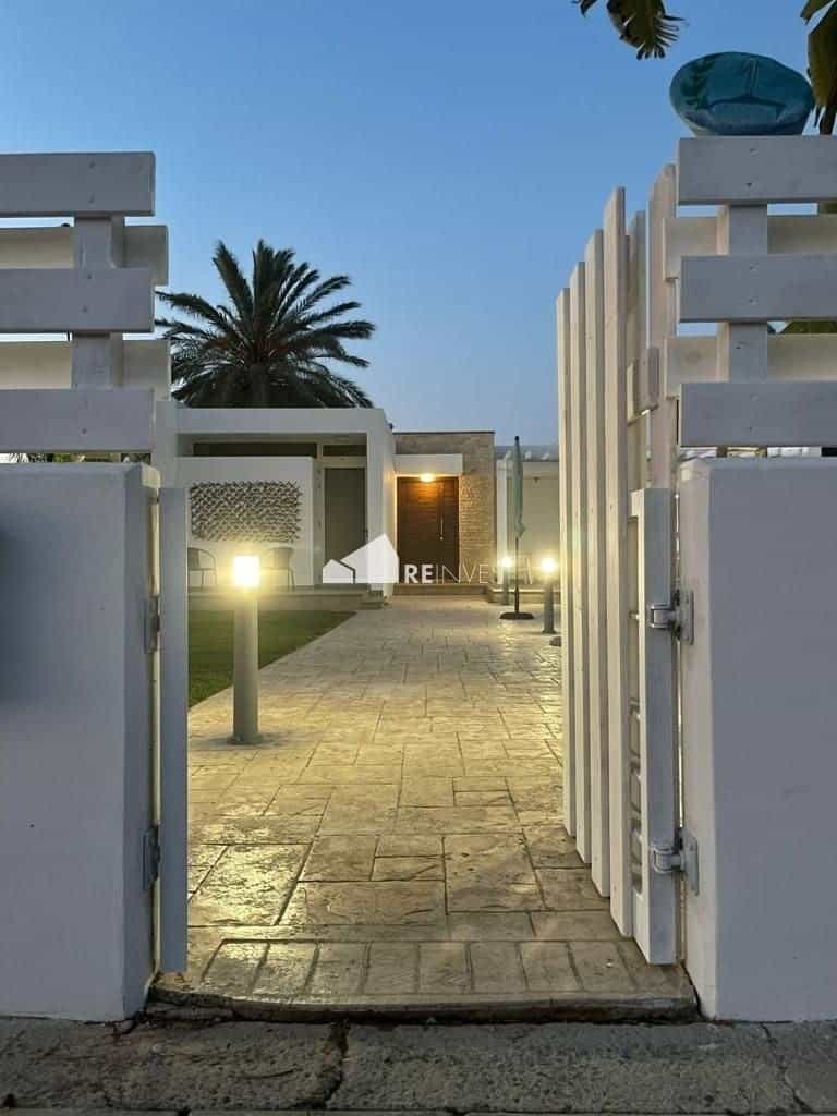 House in Perivolia, Larnaca 11886052