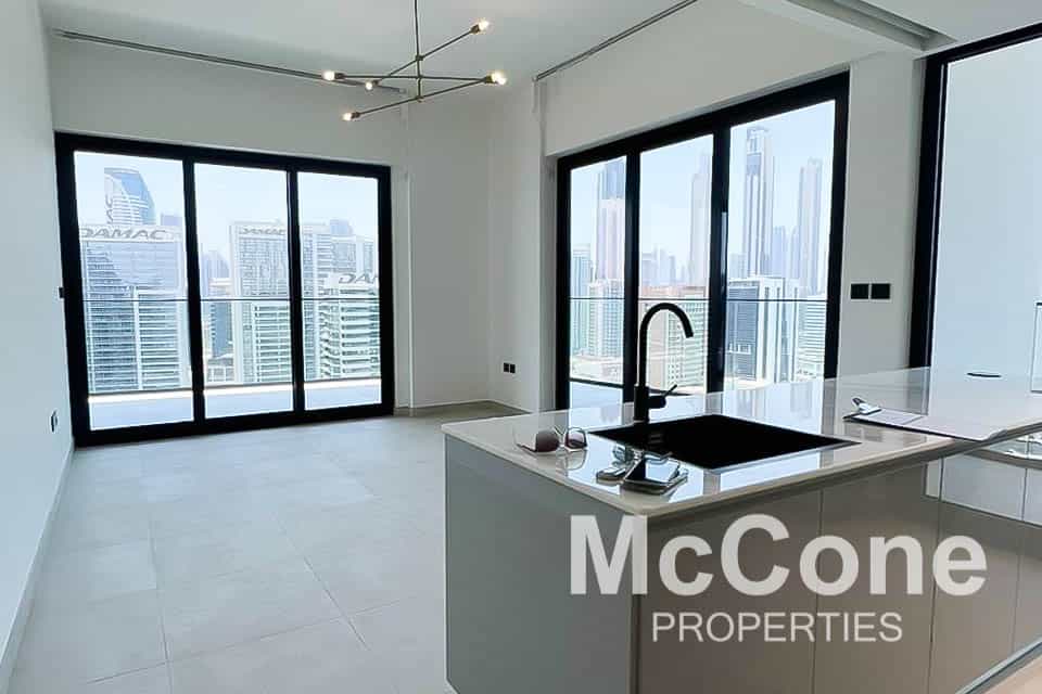 Condominium in Dubai, Dubayy 11886221