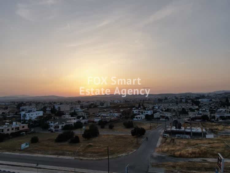 Eigentumswohnung im Larnaca, Larnaca 11886711