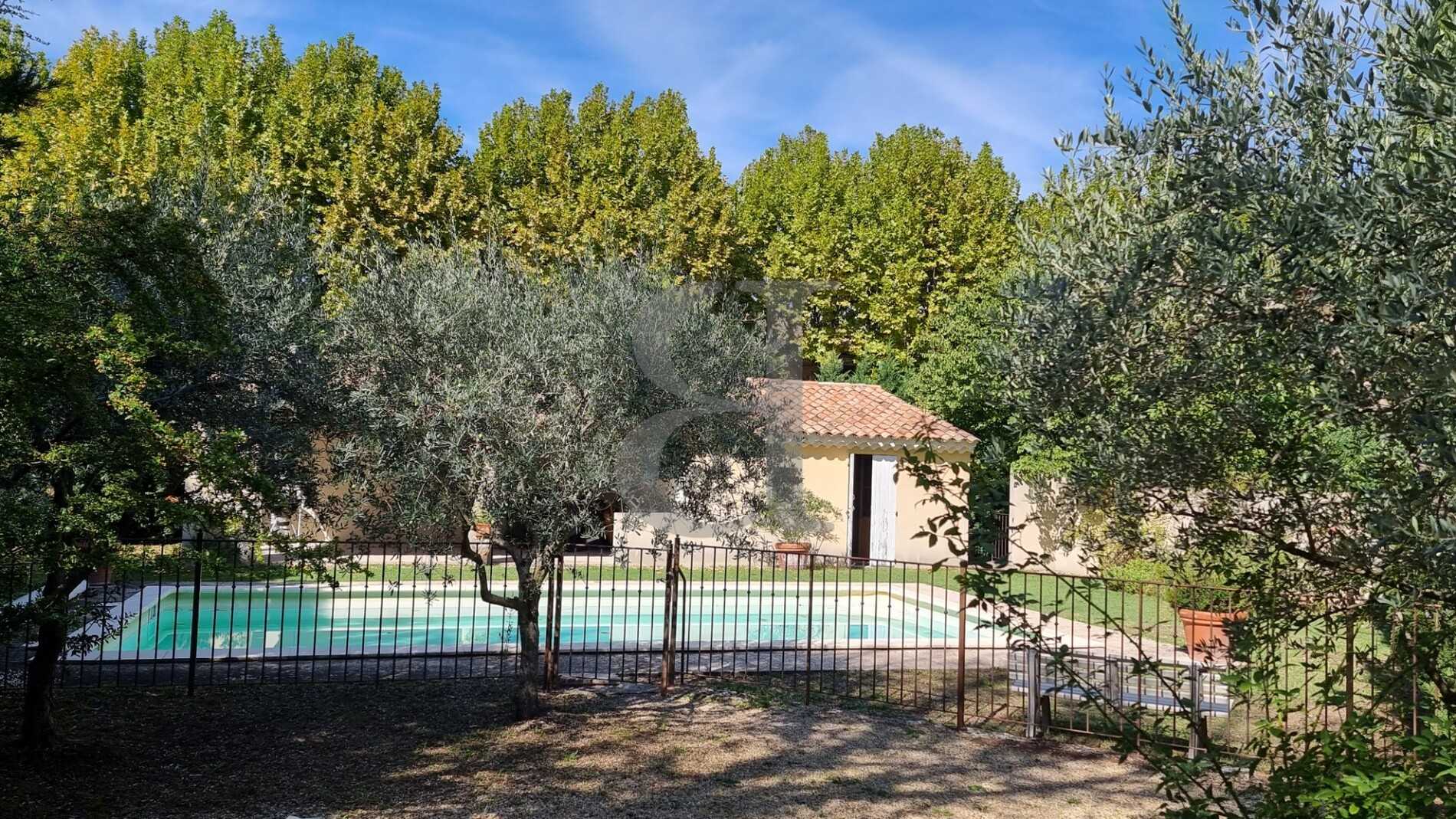Hus i Mazan, Provence-Alpes-Cote d'Azur 11886774