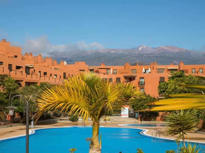 Condominium in El Medano, Canary Islands 11886780