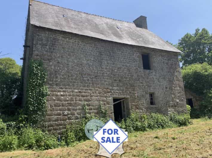 House in Lassay-les-Chateaux, Pays de la Loire 11886836