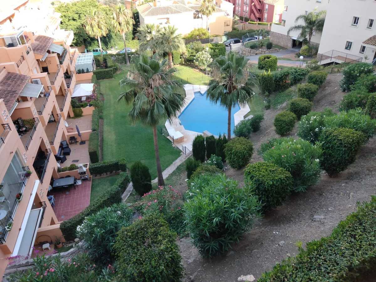 Condominium in Fuengirola, Andalusia 11887019