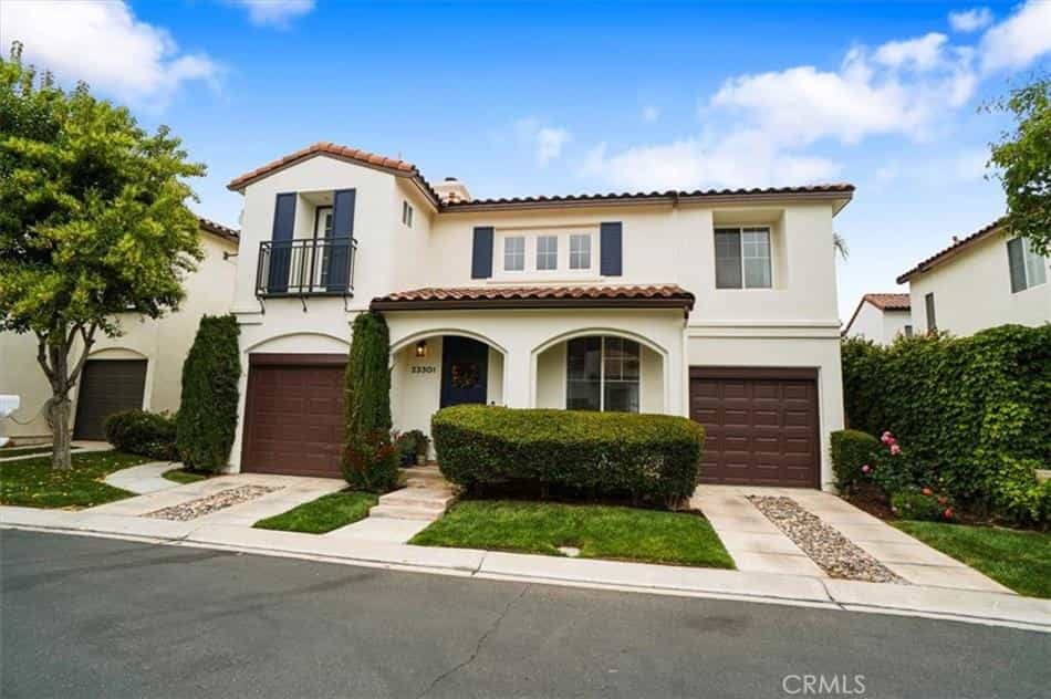 Condominium in Santa Clarita, Californië 11888303