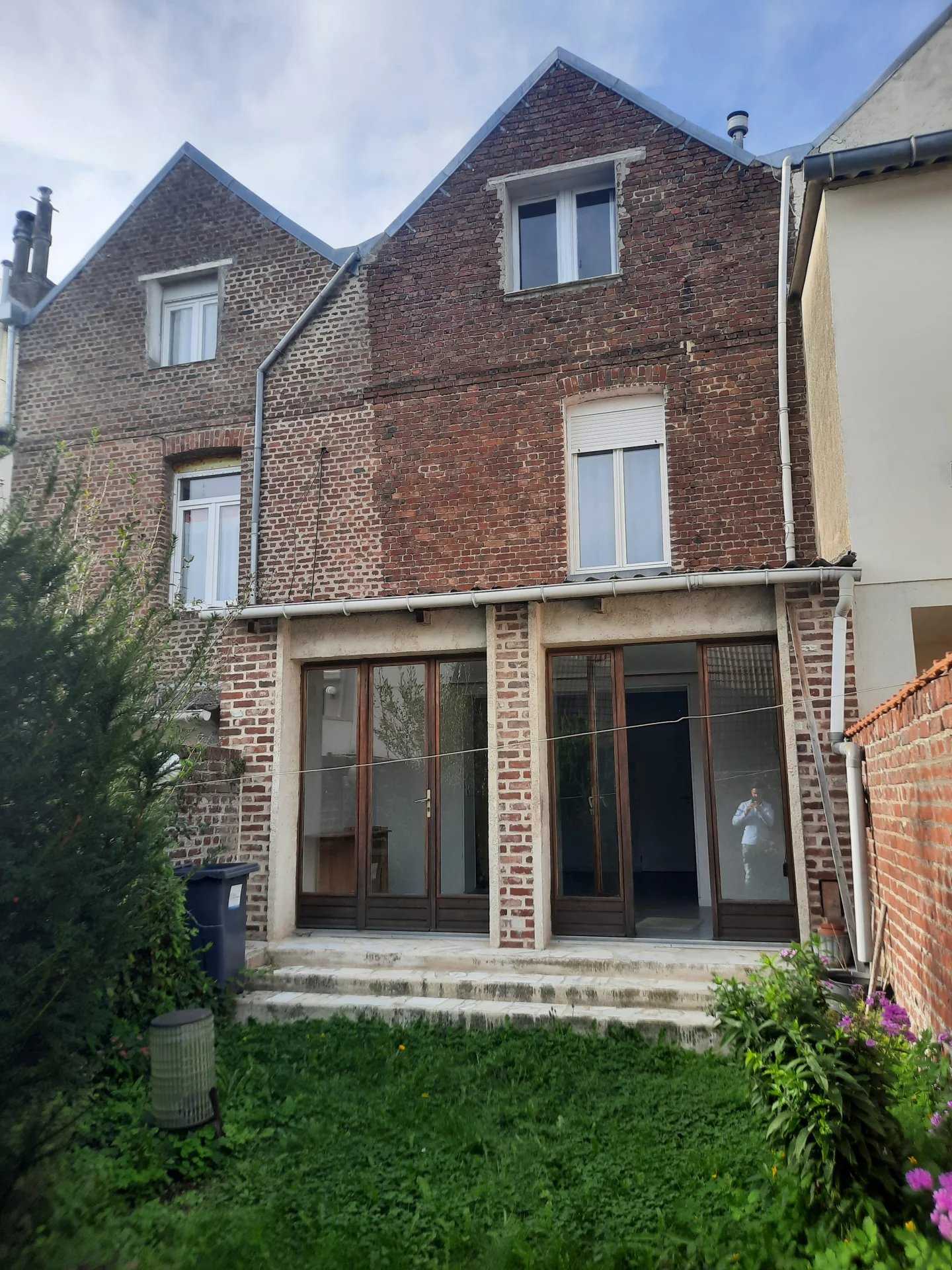 Casa nel Saint-Quentin, Aisne 11888405