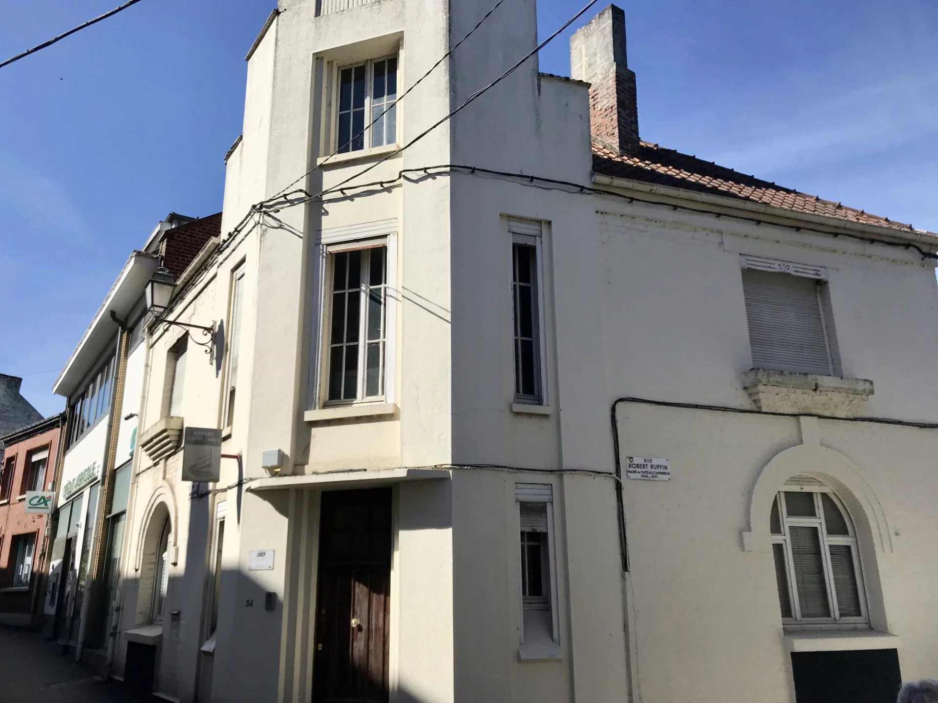 Будинок в Le Cateau, О-де-Франс 11888454