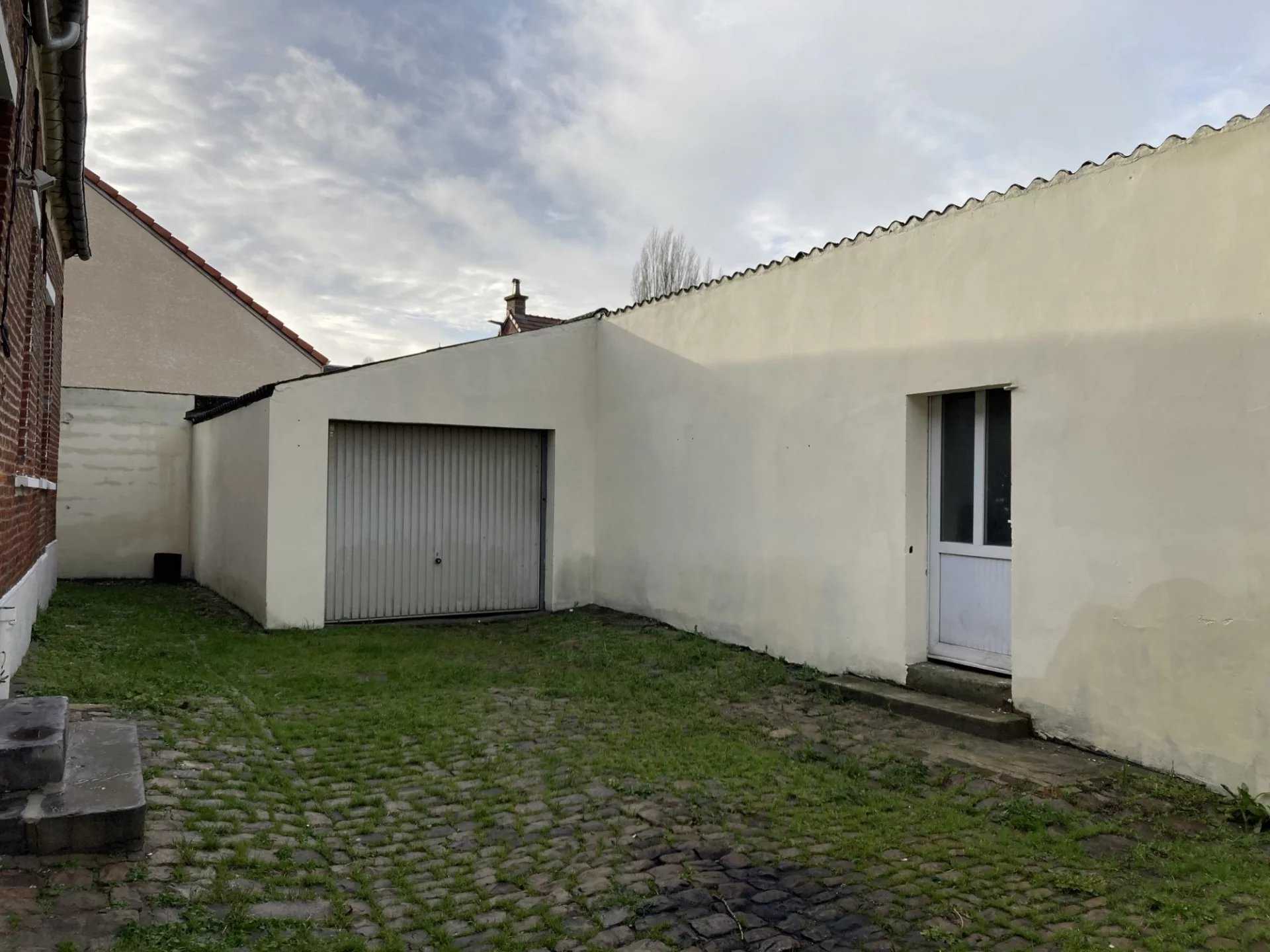 House in Saint-Hilaire-lez-Cambrai, Hauts-de-France 11888538