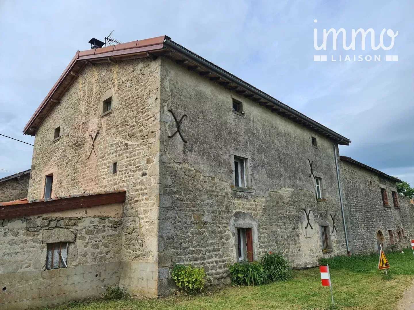 Rumah di Billom, Puy-de-Dôme 11888733