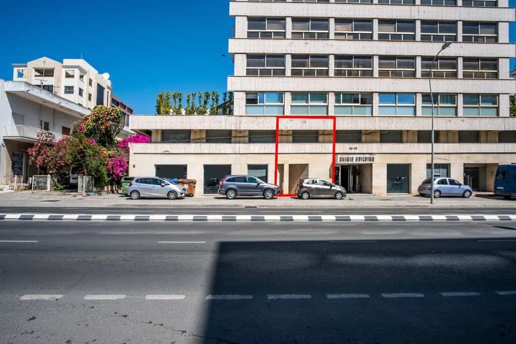 Perindustrian dalam Nicosia, Lefkosia 11889027