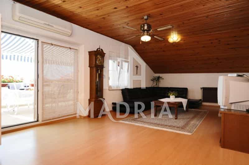 House in Sukošan, Zadar County 11889070