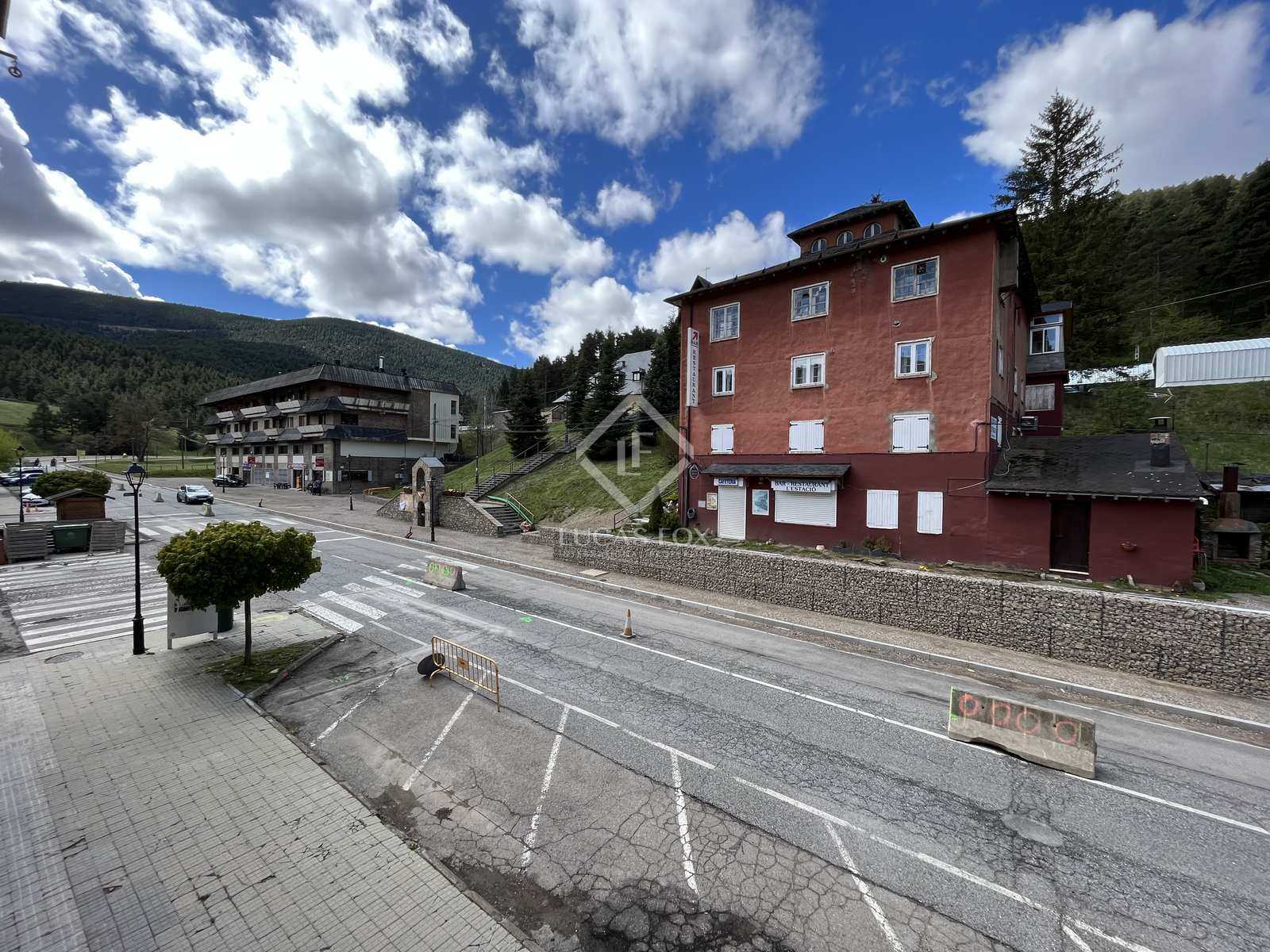 Condominium in Alp, Catalonia 11889083