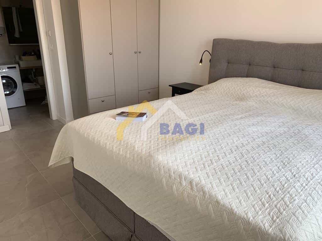 Condominium in Banjole, Istria County 11889186