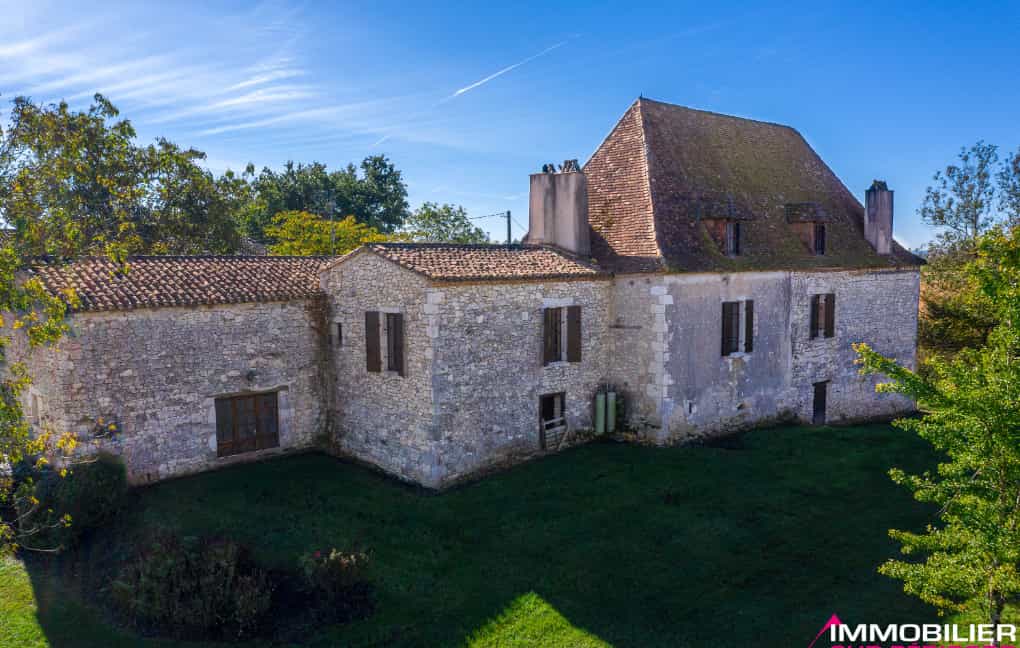 Huis in Villeréal, Nouvelle-Aquitaine 11889555