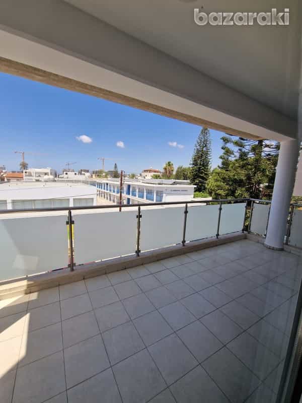 Condominium in Limassol, Lemesos 11889772