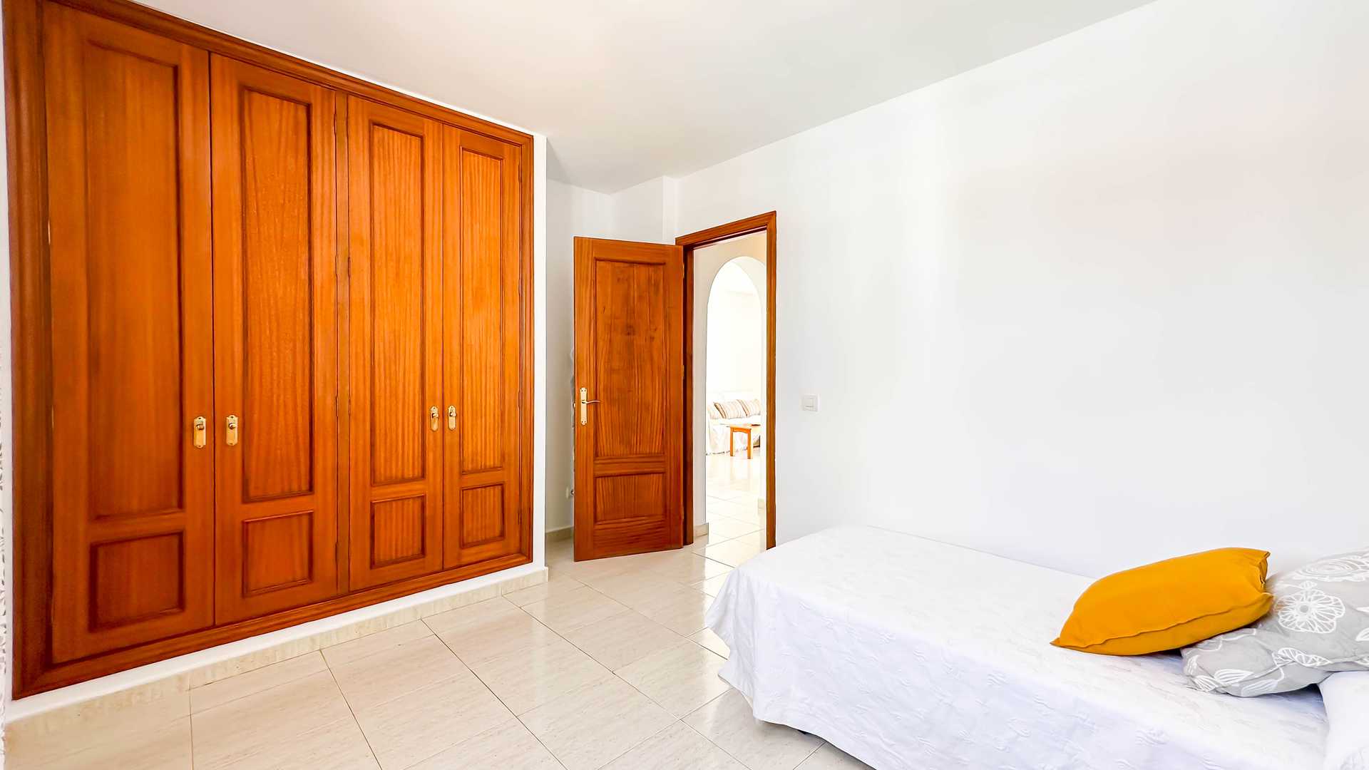 Condominium in Tías, Canarias 11890280