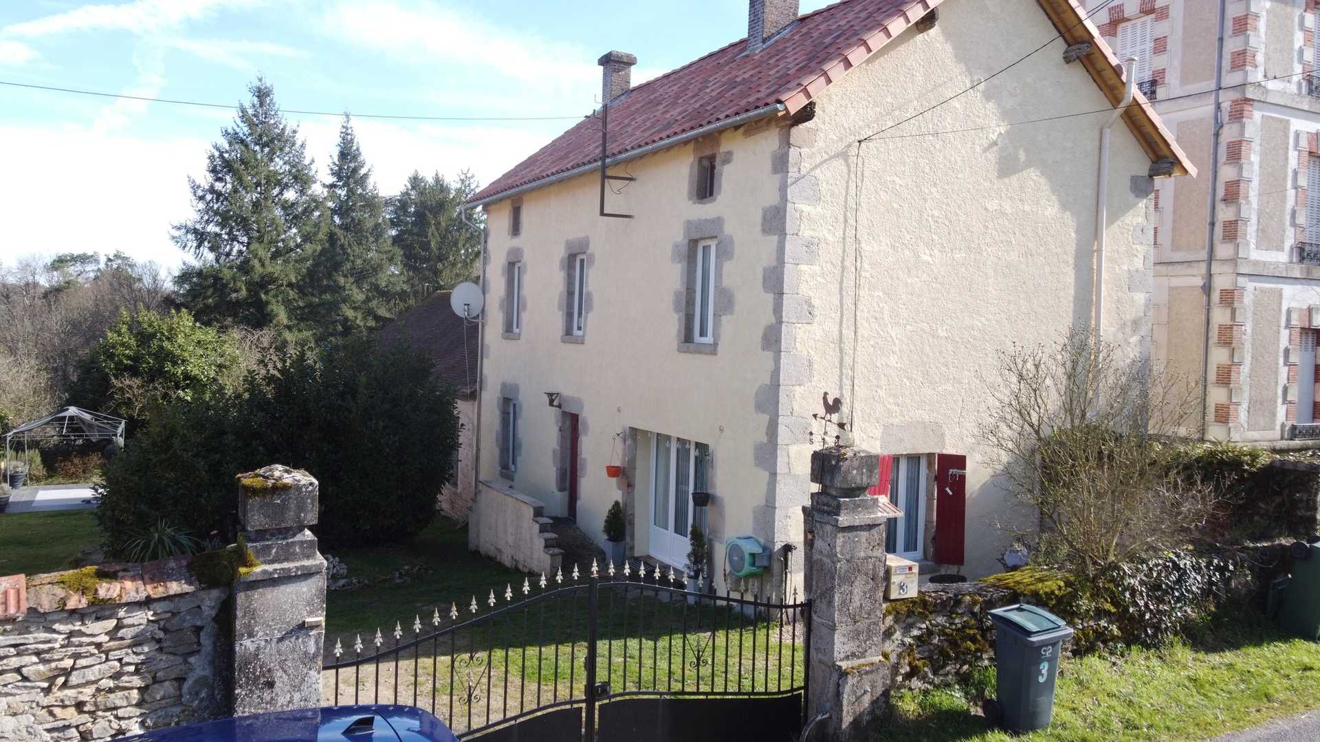 Casa nel Dompierre-les-Églises, Nouvelle-Aquitaine 11890395