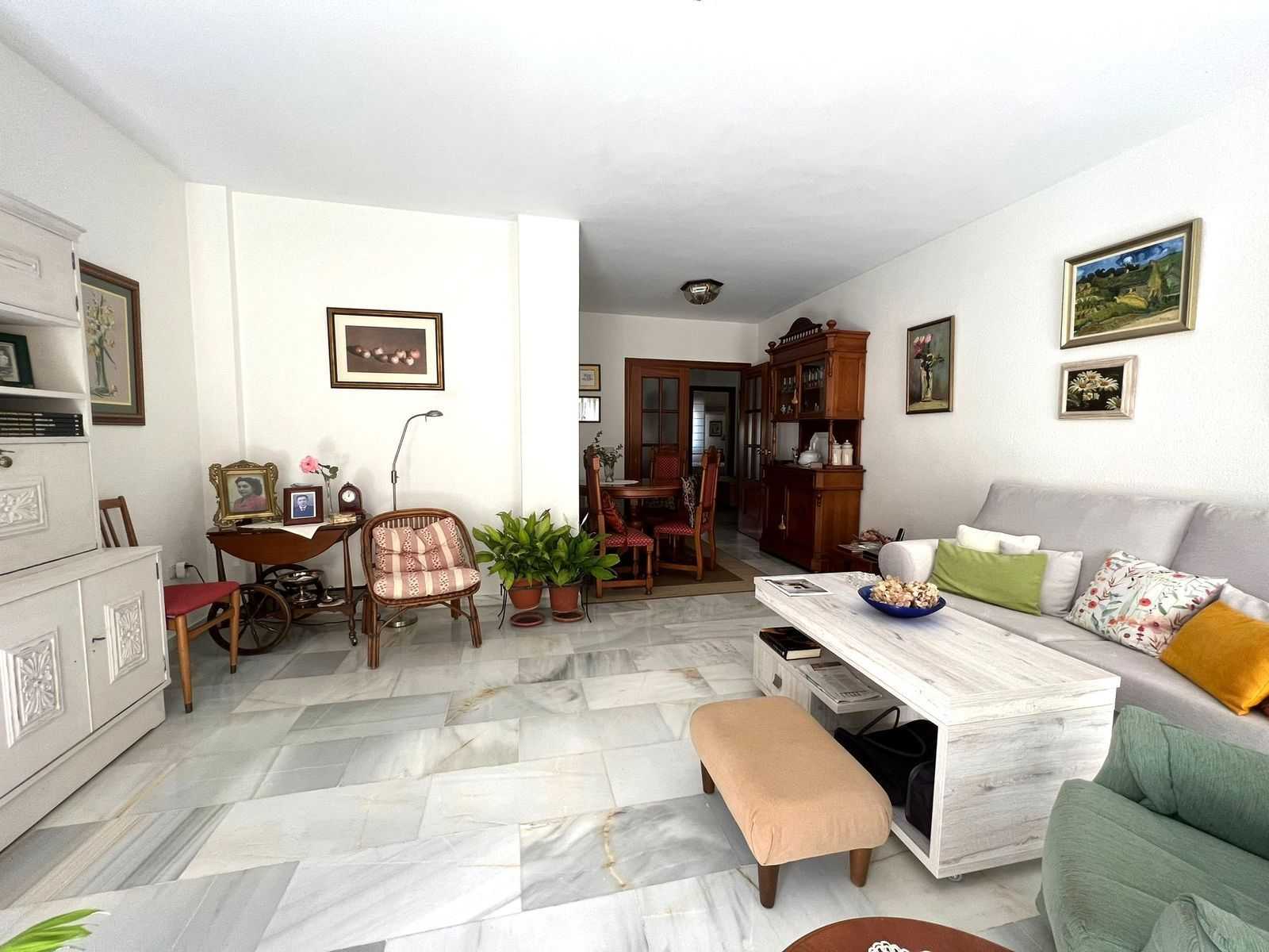 Condominium in Fuengirola, Andalusia 11890789