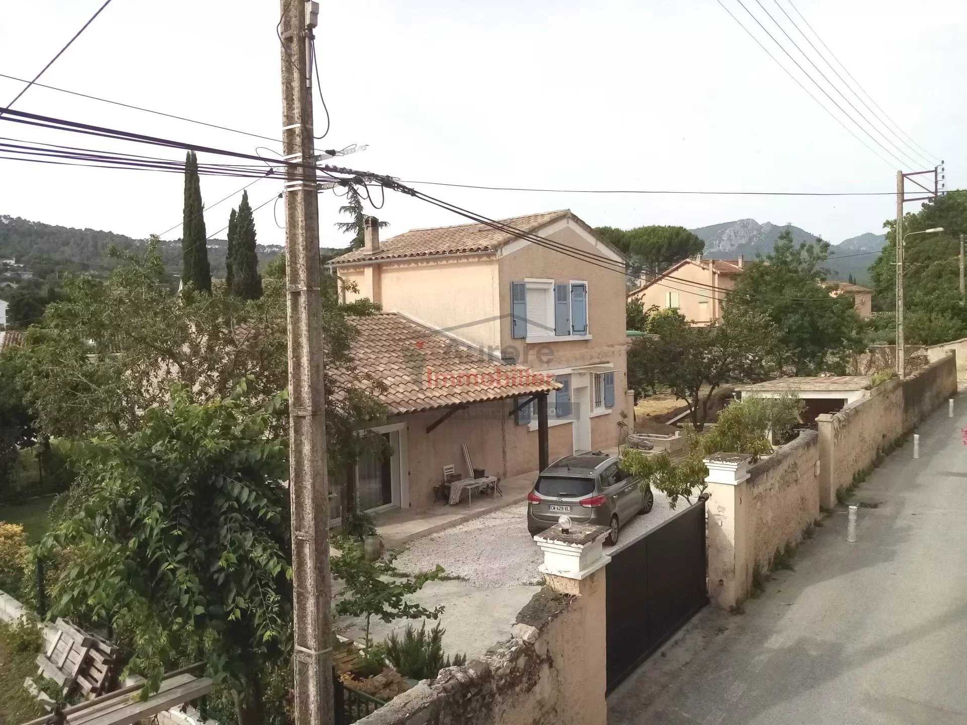 Eigentumswohnung im Brignoles, Provence-Alpes-Côte d'Azur 11891052