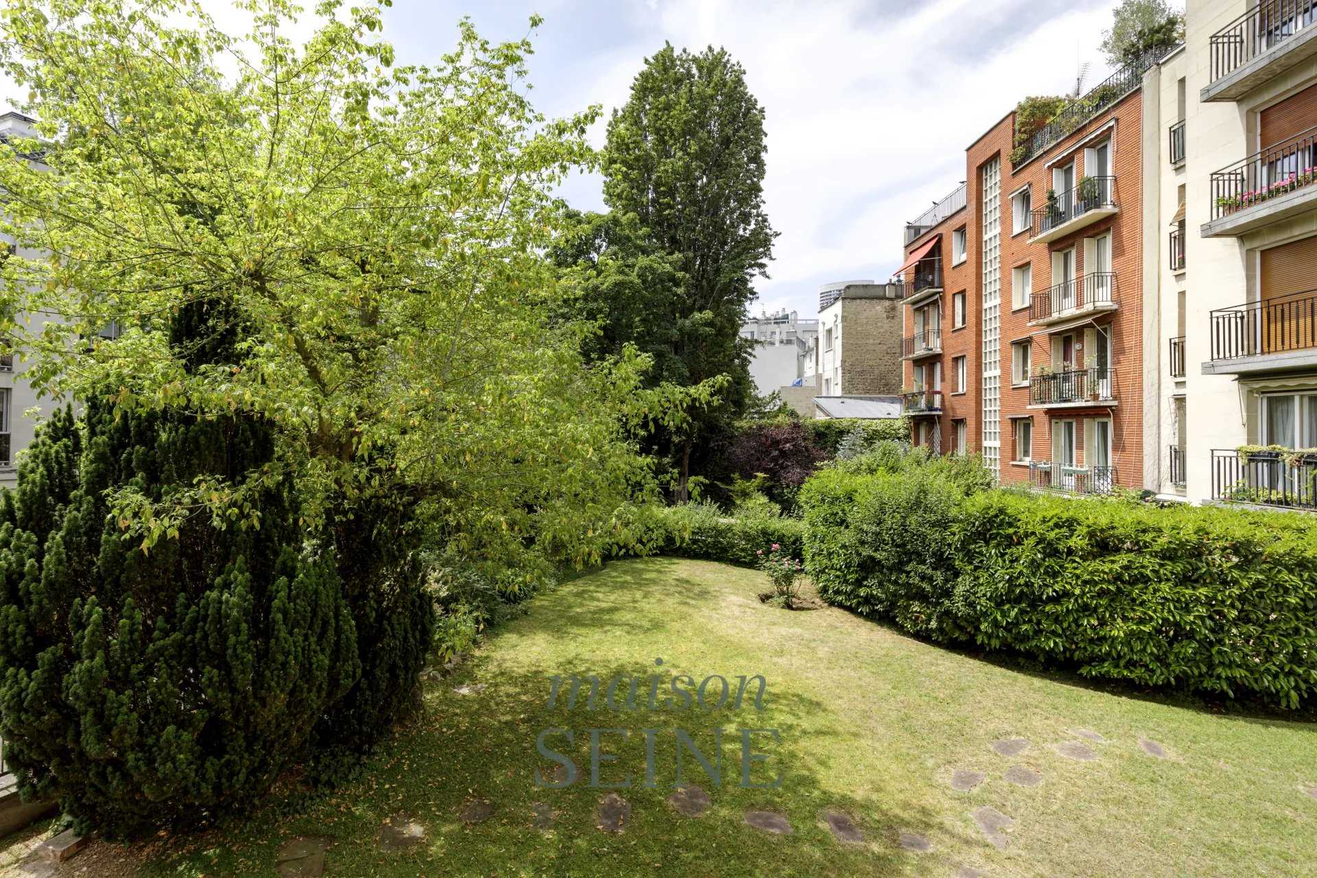 Eigentumswohnung im Neuilly-sur-Seine, Ile-de-France 11891095